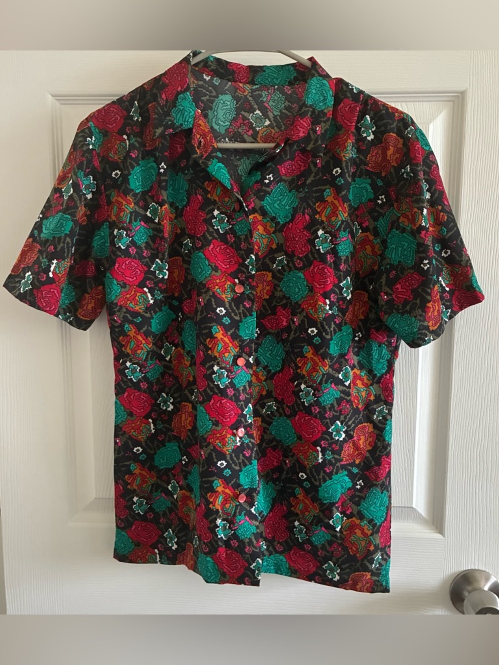 Vintage-style, Short-sleeve Button-down Shirt, Size Small